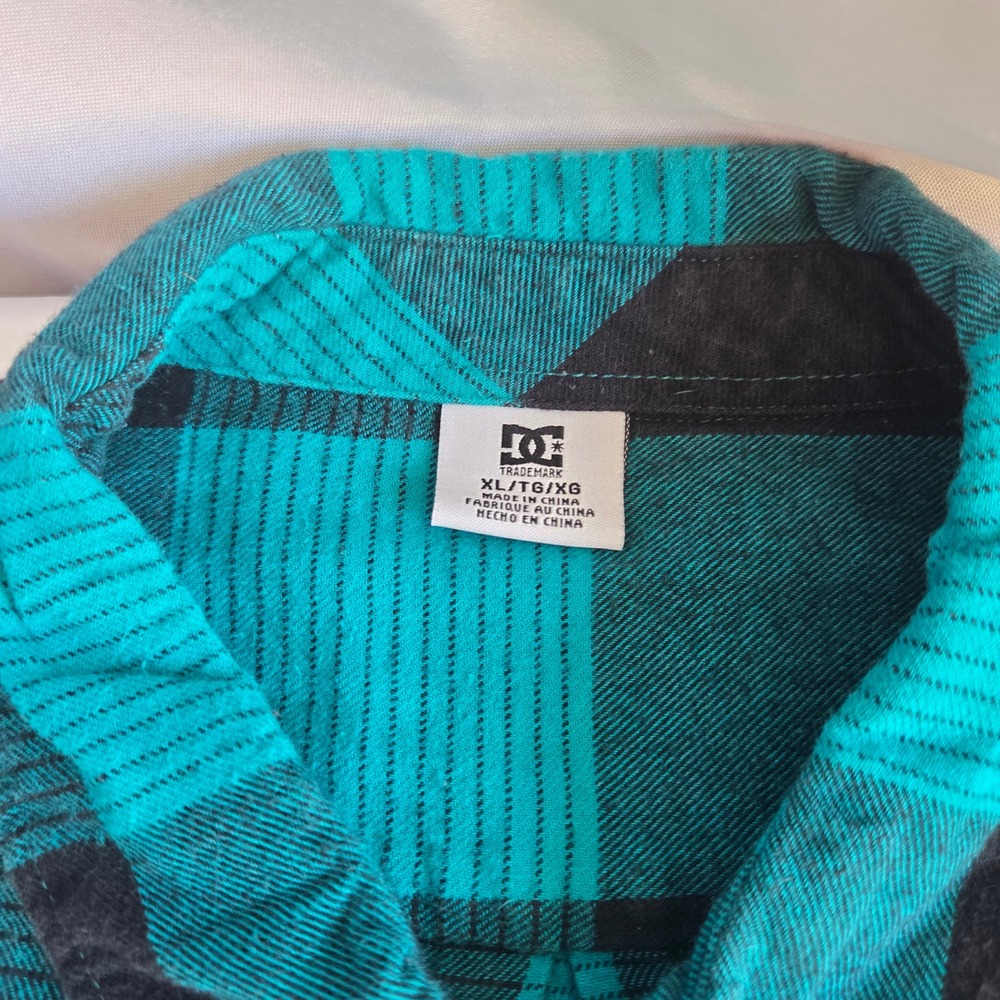 DC Shoes Mens XL Teal Black Buffalo Plaid Flannel Button Down Skate Shirt Y2K - Picture 3 of 6